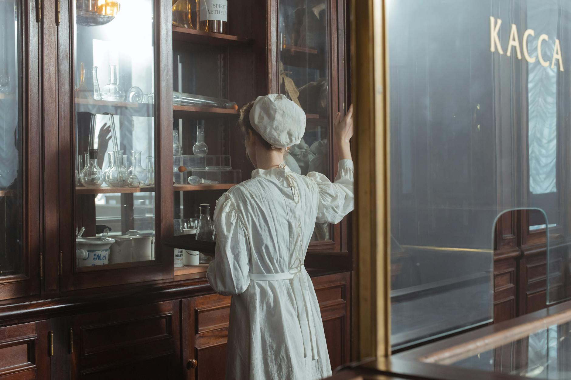 The Woman Who Cured a Disease and Was Erased From History